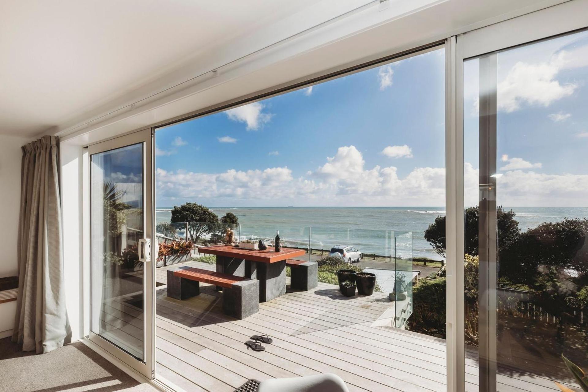 Te Moana Waterfront Apartment Ню Плимут Екстериор снимка