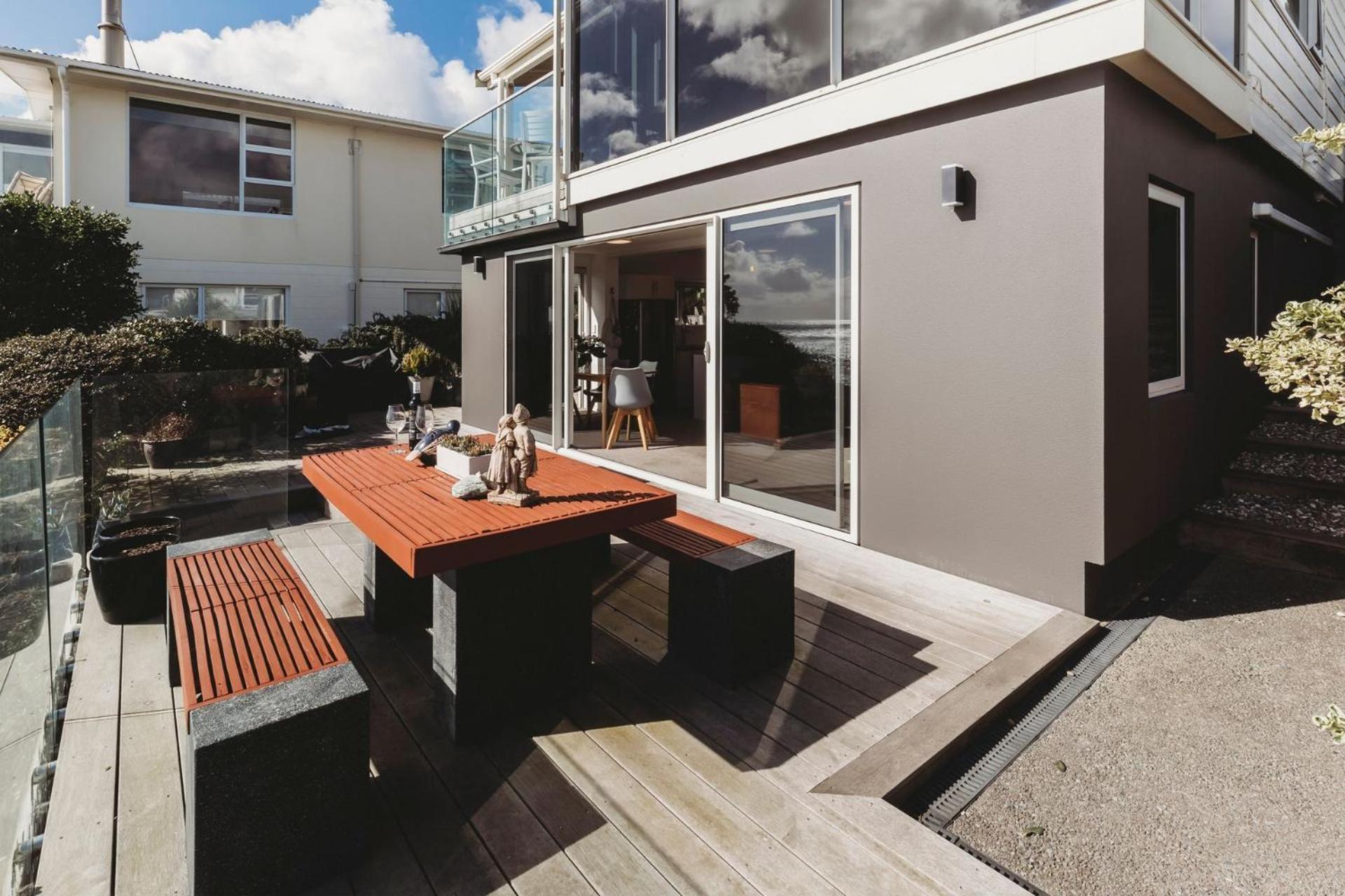 Te Moana Waterfront Apartment Ню Плимут Екстериор снимка